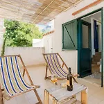 Isulidda Gaia Mare Апарт-отель 4*