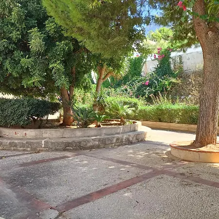 Isulidda Gaia Mare Aparthotel 4*