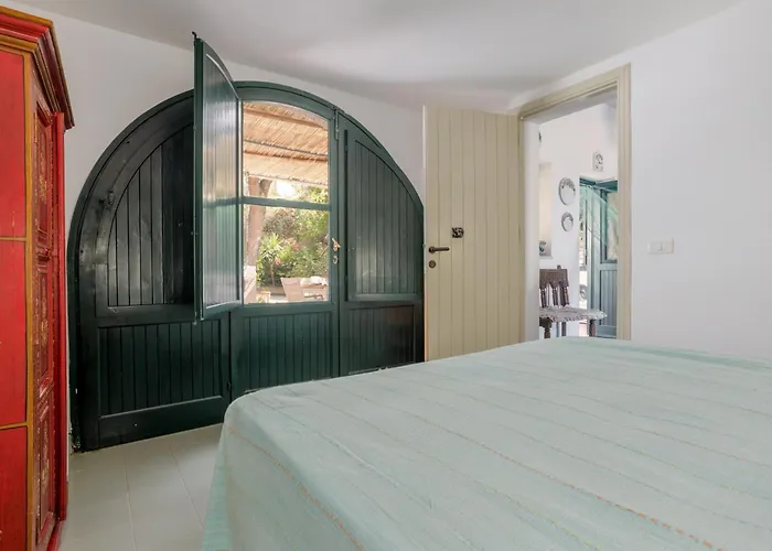 Aparthotel Isulidda Gaia Mare 4*
