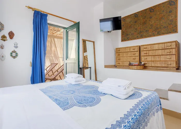 Isulidda Gaia Mare Aparthotel